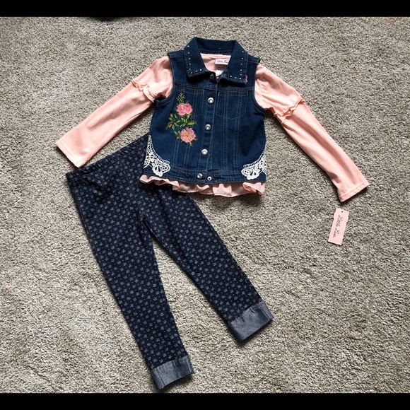 5/5T little lass 3 piece set NWT